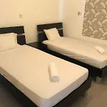 1 Apartment