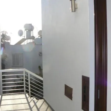 1 Apartment